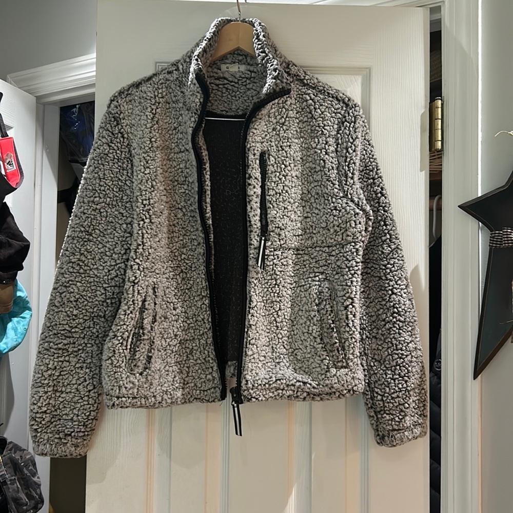Women’s garage Sherpa jacket from garage